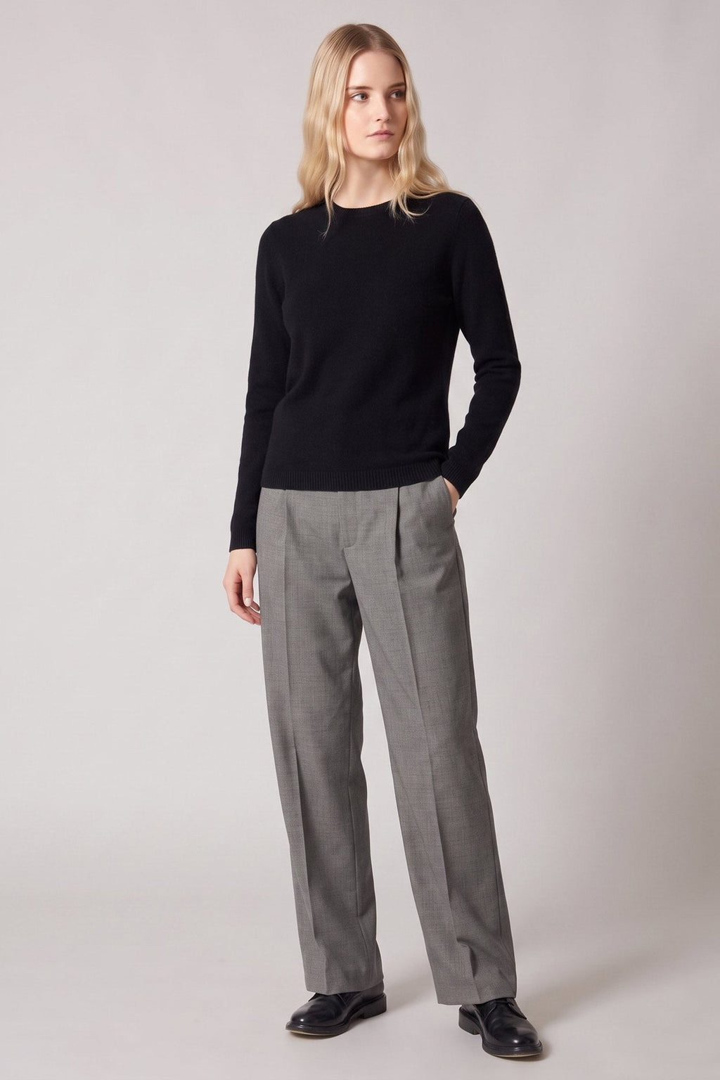 Girocollo in Maglia Rasata in Puro Cashmere Nero