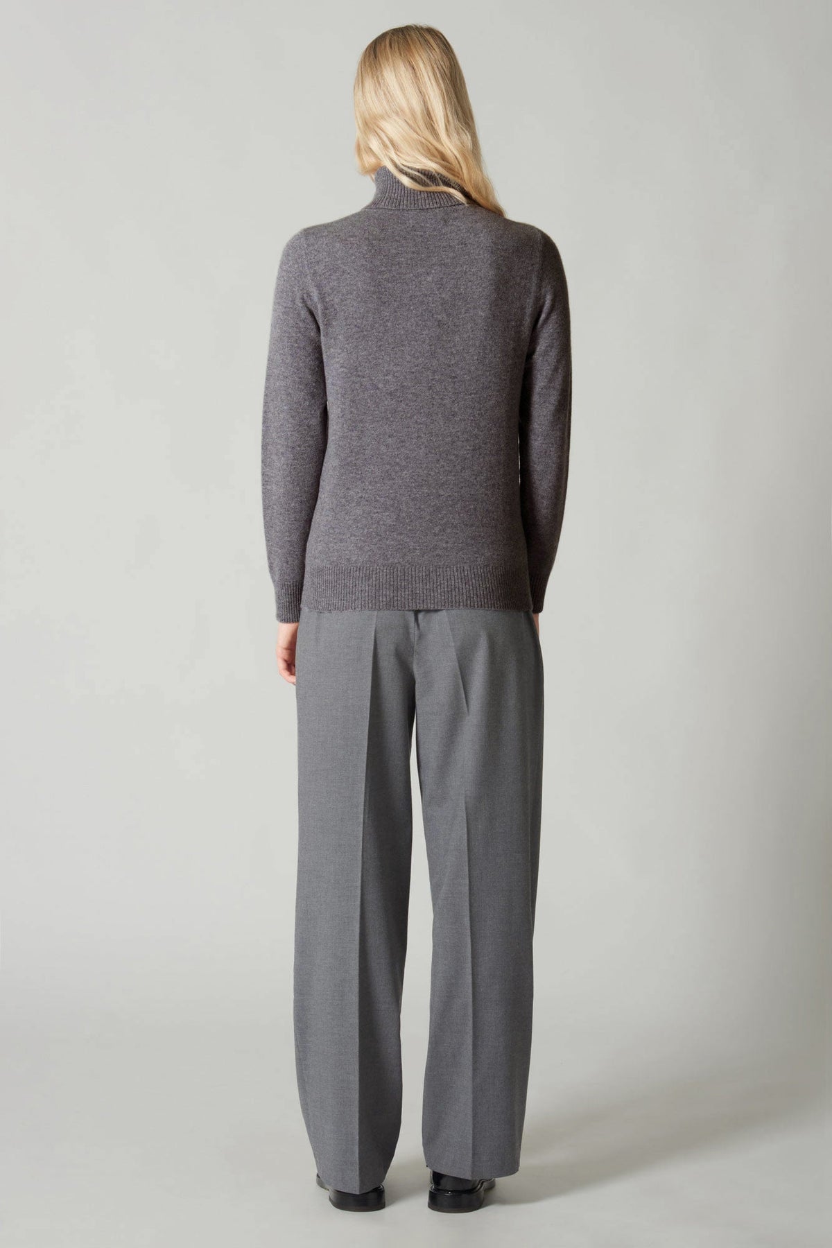 Dolcevita in Maglia Rasata in Puro Cashmere Derby