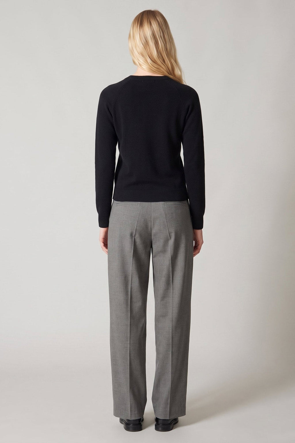 Girocollo Manica Raglan in Puro Cashmere Nero