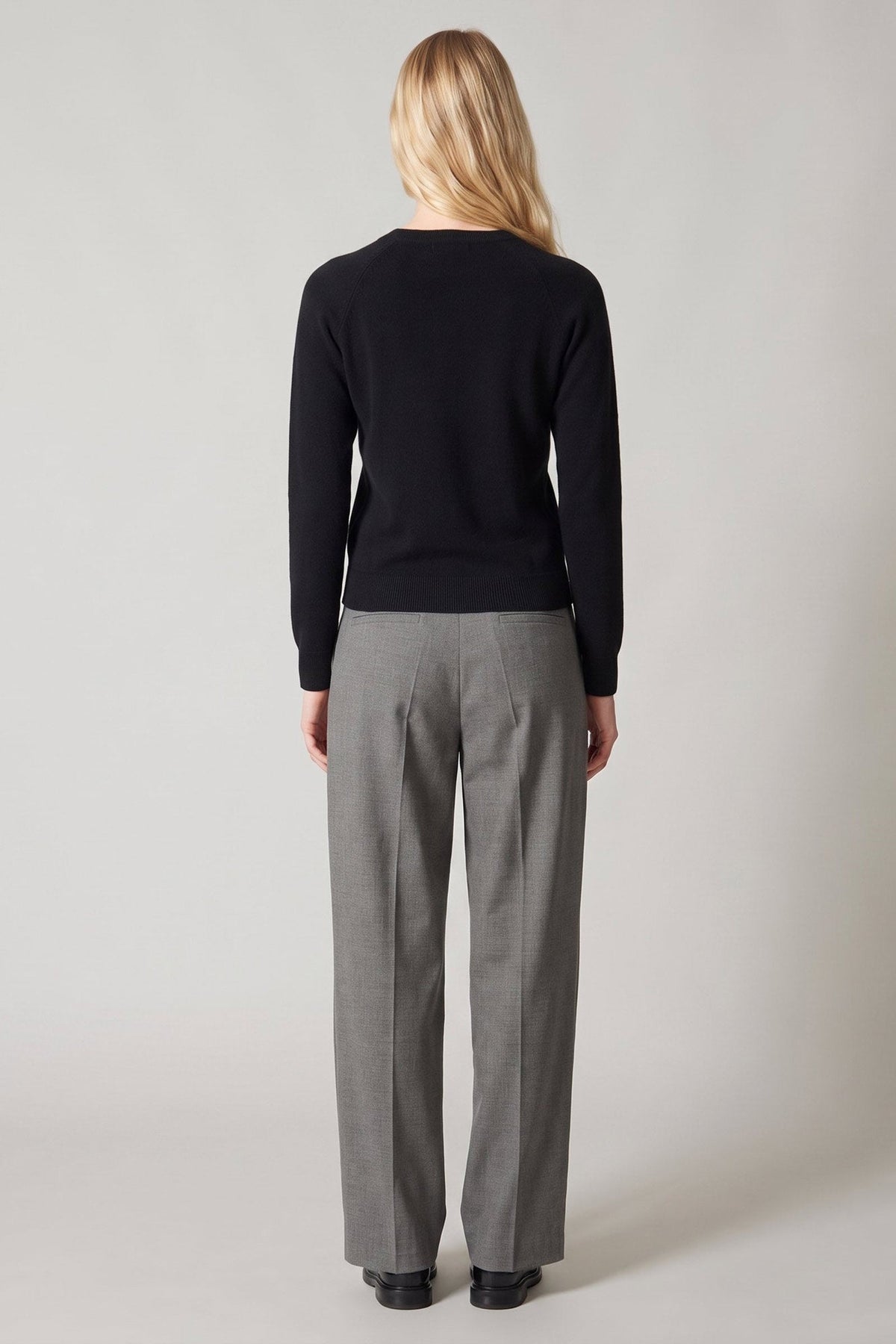 Girocollo Manica Raglan in Puro Cashmere Nero