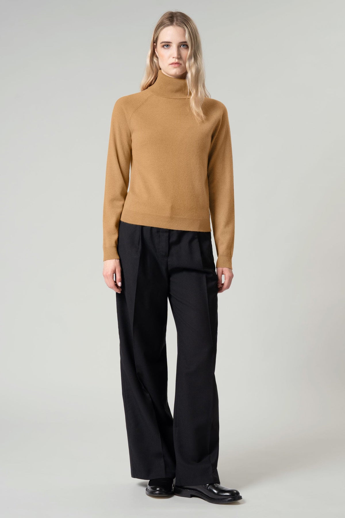 Dolcevita Manica Raglan in Puro Cashmere Cammello
