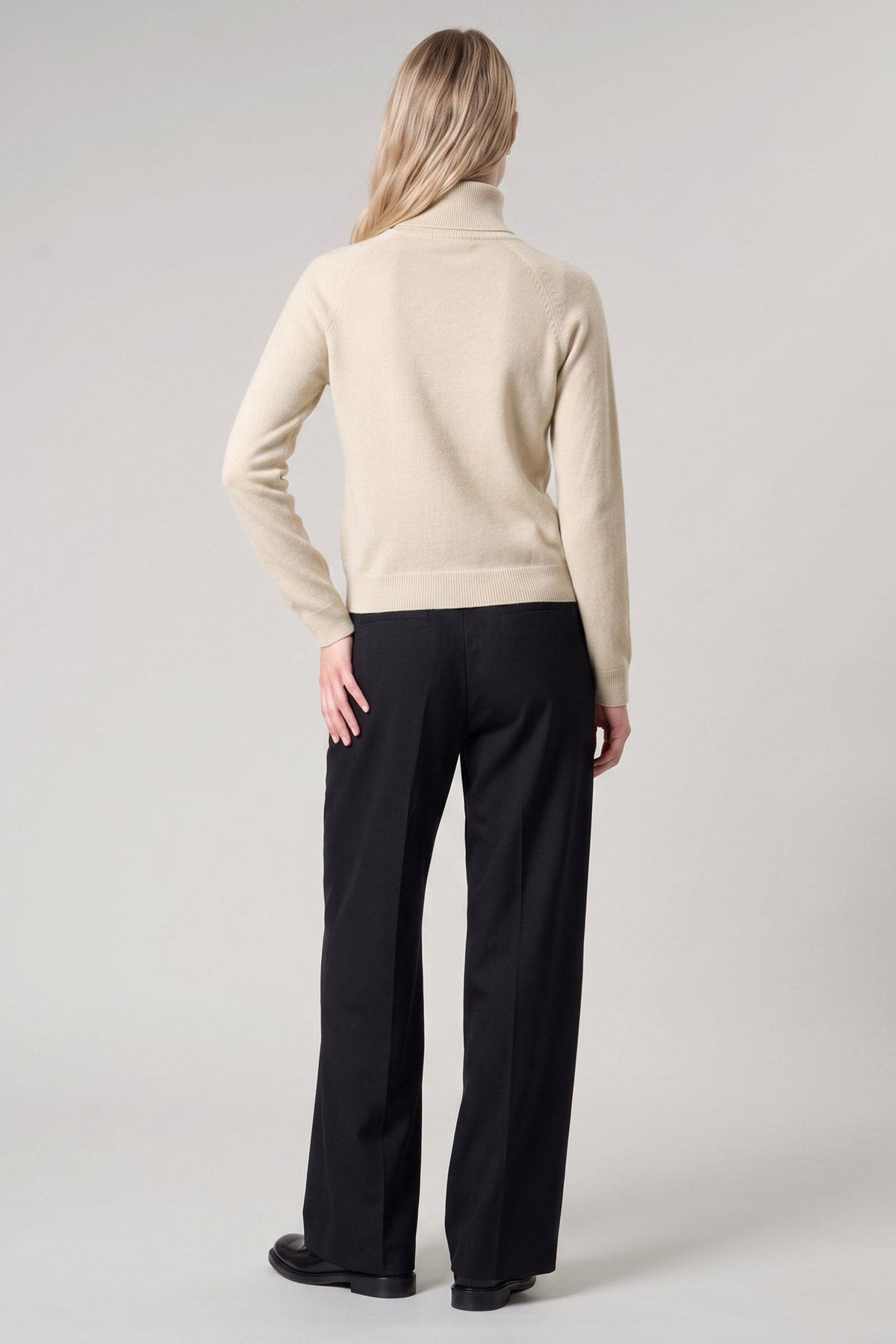 Dolcevita Manica Raglan in Puro Cashmere Latte