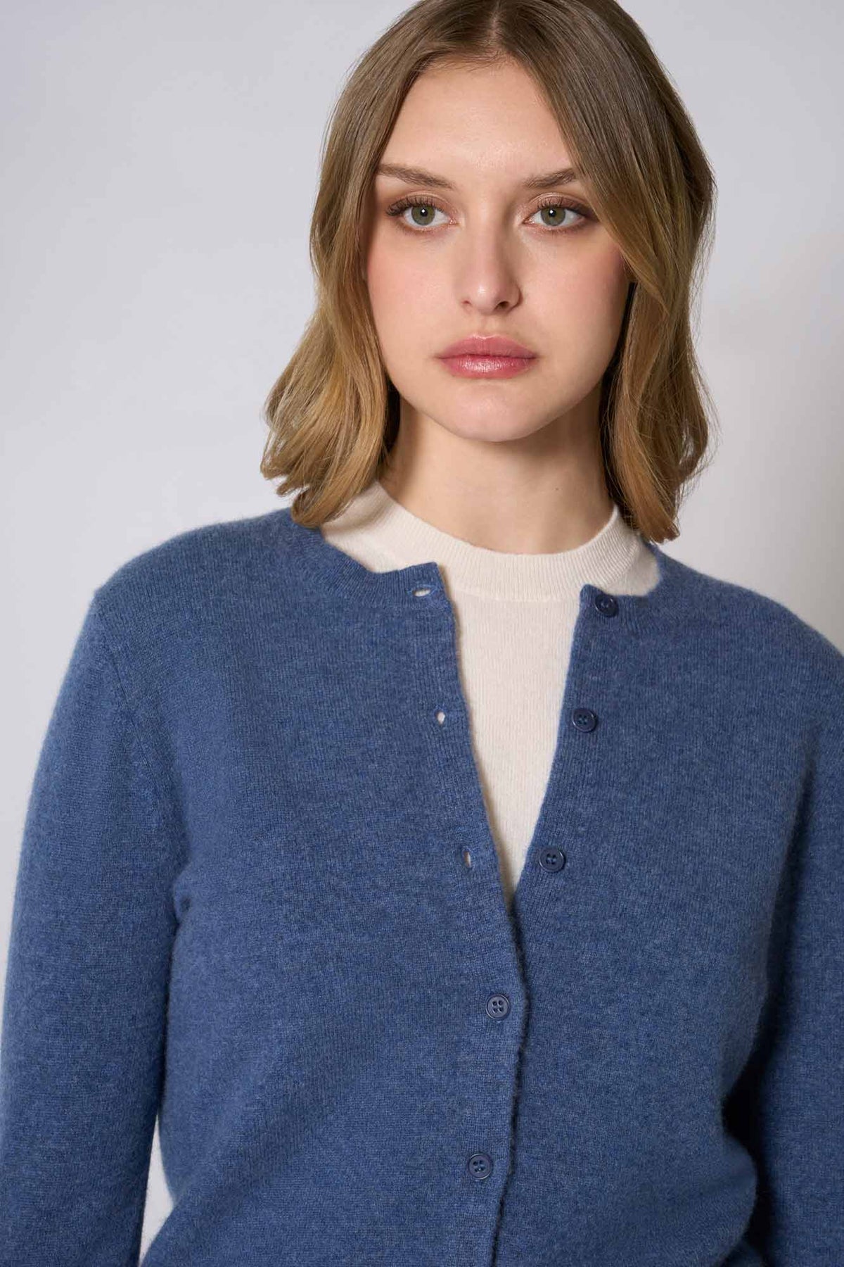 Cardigan Girocollo in Puro Cashmere Denim Scuro