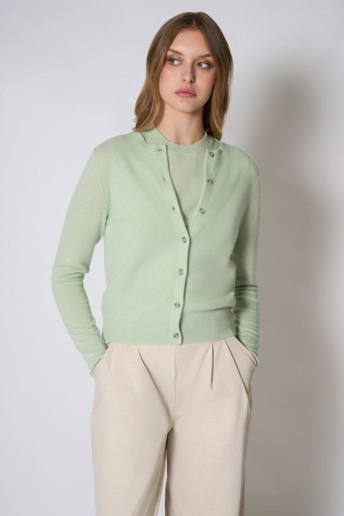Cardigan Girocollo in Puro Cashmere Verde Pastello