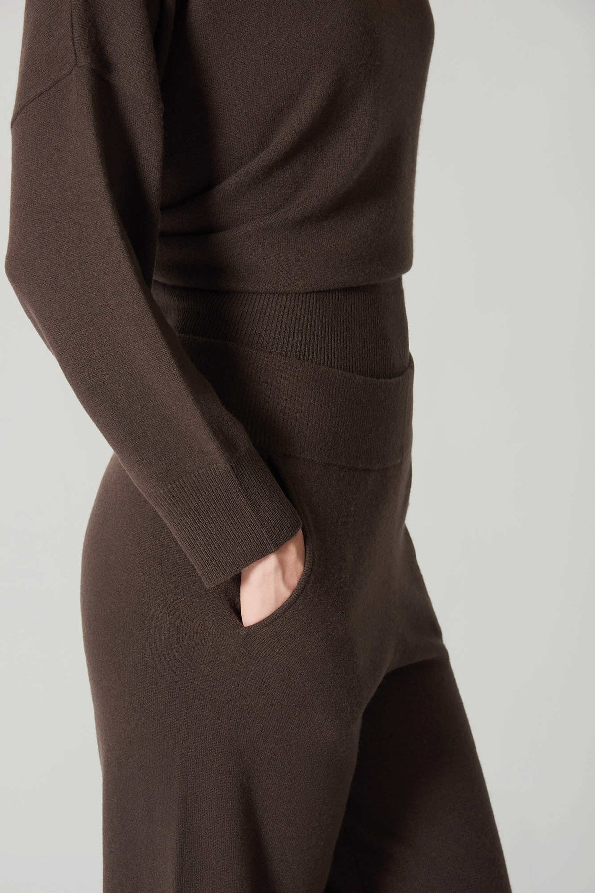 Pantaloni Ampi in Puro Cashmere Mocha
