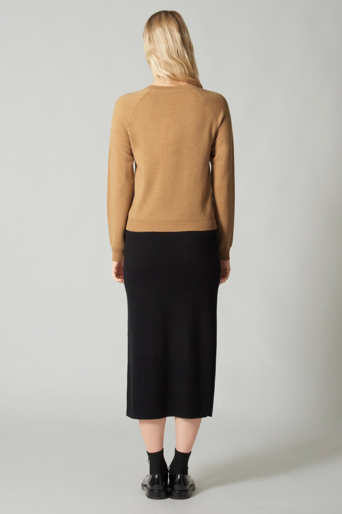 Gonna a Tubo con Spacco in Puro Cashmere Nero