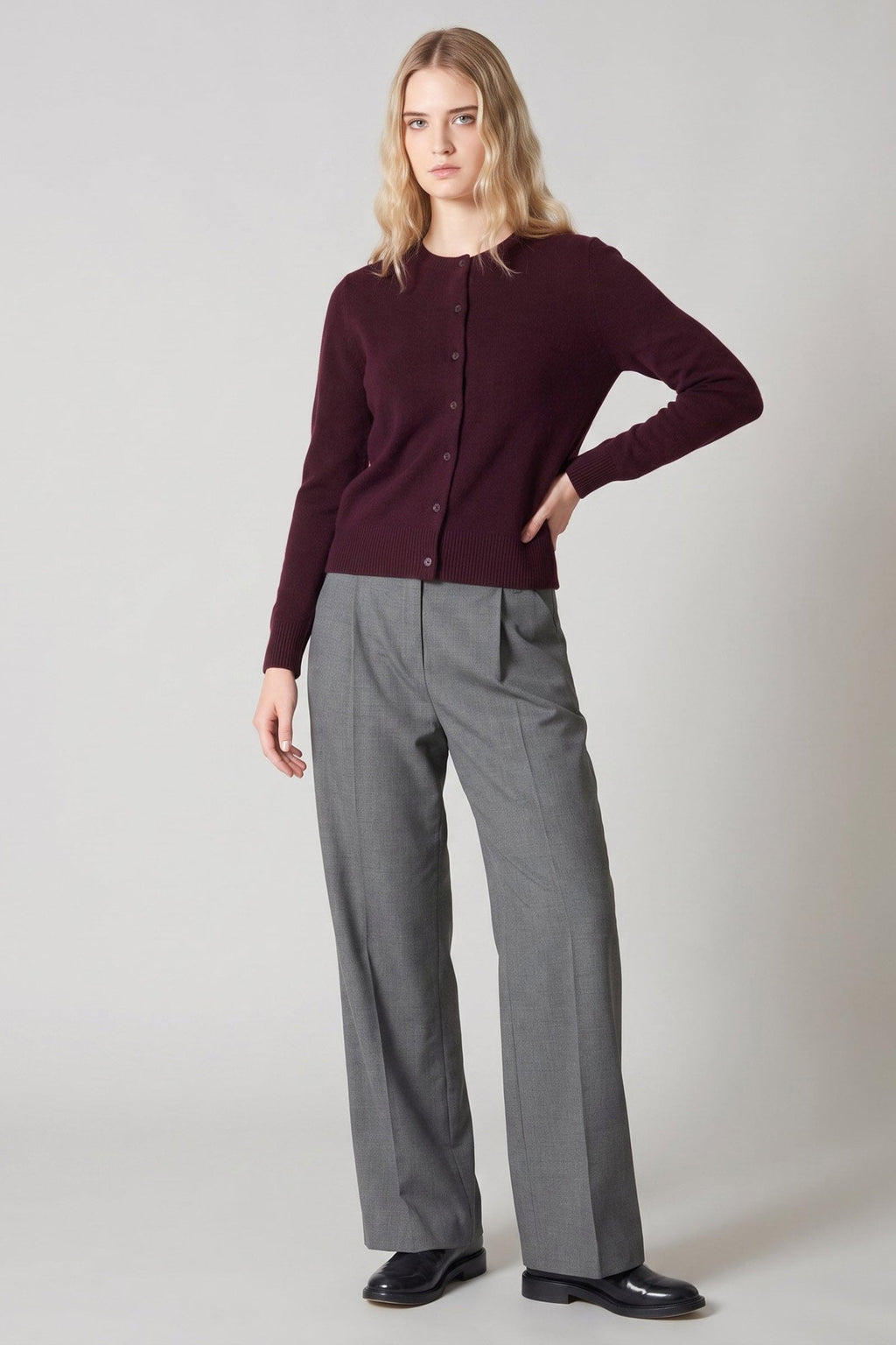 Cardigan Girocollo con gros-grain in Puro Cashmere Acero