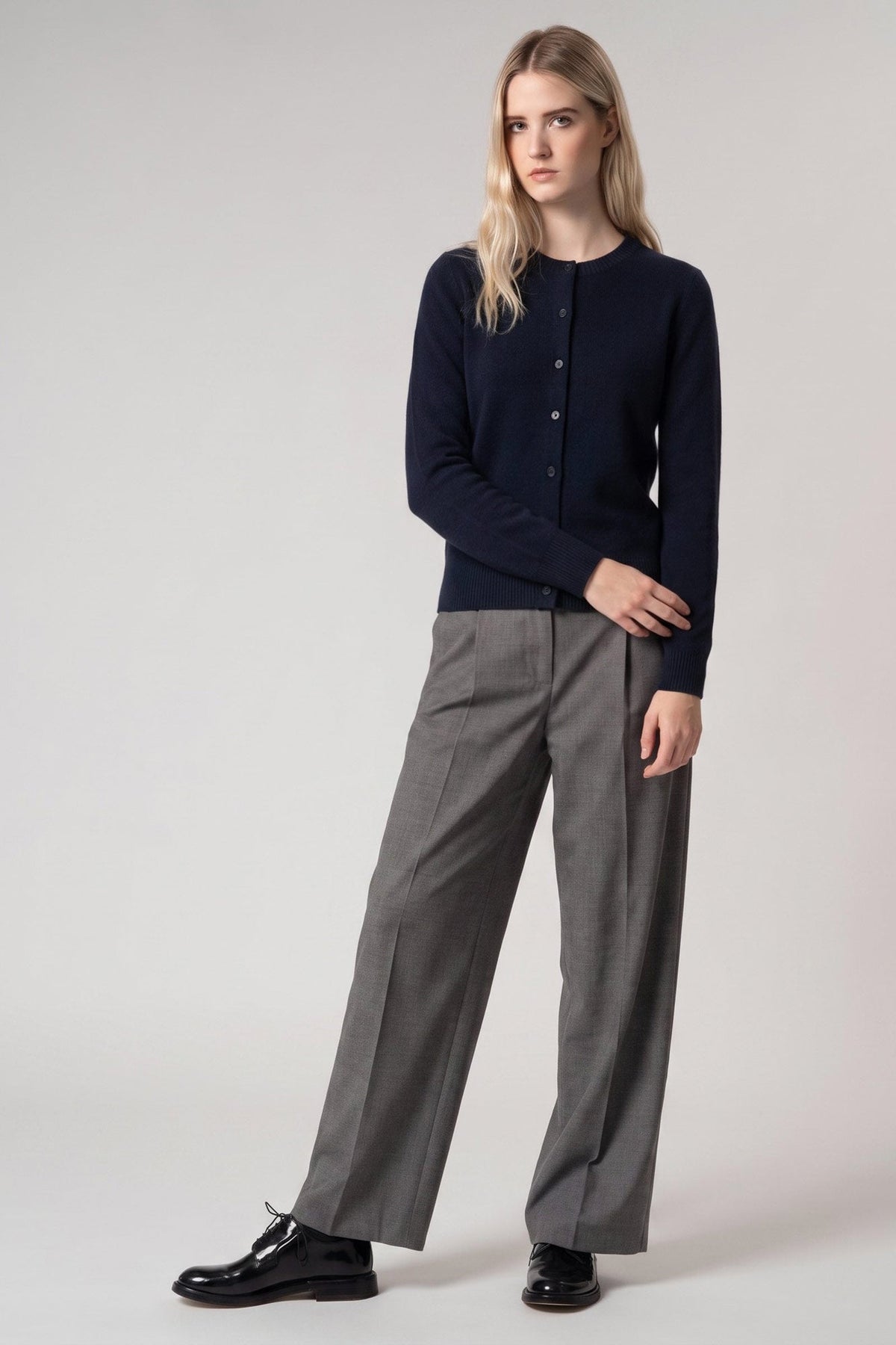 Cardigan Girocollo con gros-grain in Puro Cashmere Notte