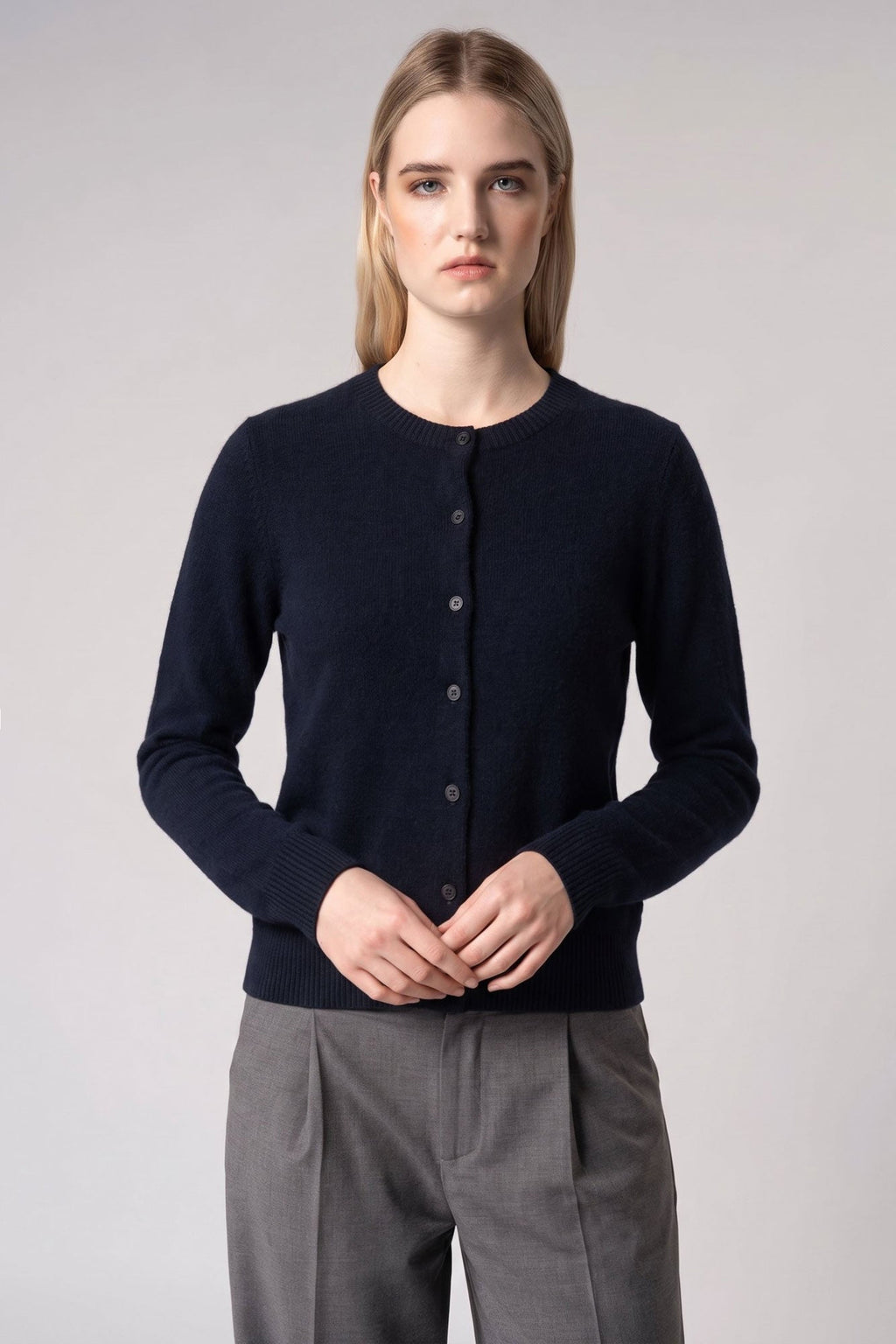 Cardigan Girocollo con gros-grain in Puro Cashmere Notte