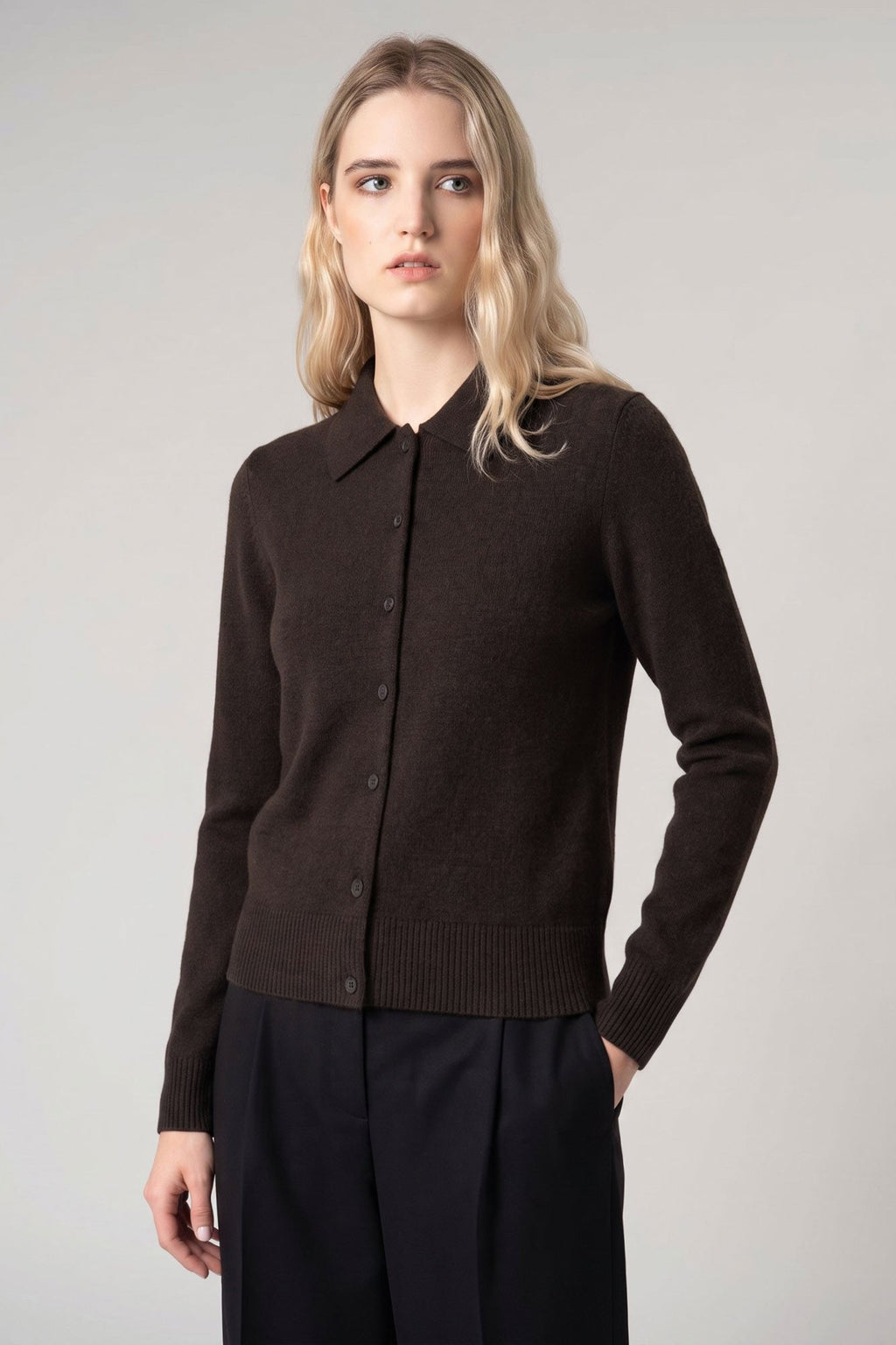 Cardigan collo a Camicia con gros-grain in Puro Cashmere Mocha