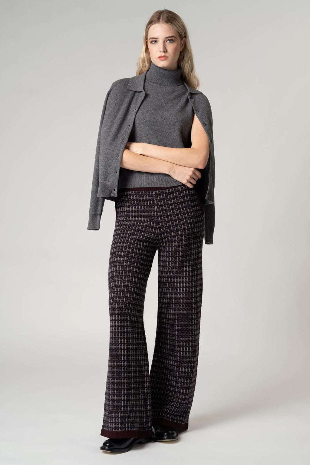 Cardigan collo a Camicia con gros-grain in Puro Cashmere Derby