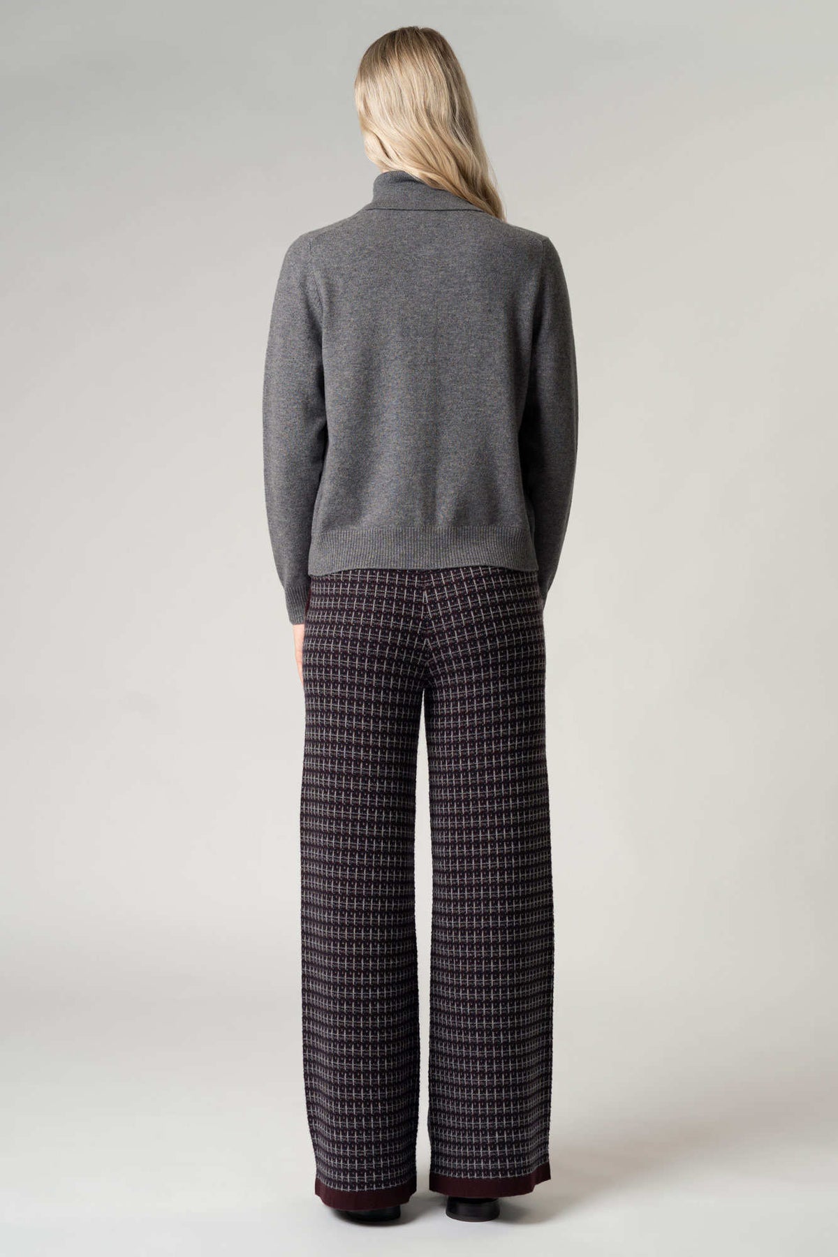 Cardigan collo a Camicia con gros-grain in Puro Cashmere Derby