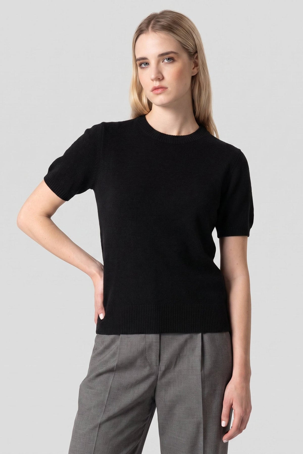 Girocollo Mezza Manica in Puro Cashmere Nero