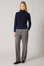 Dolcevita con Spacchetto in Puro Cashmere Notte