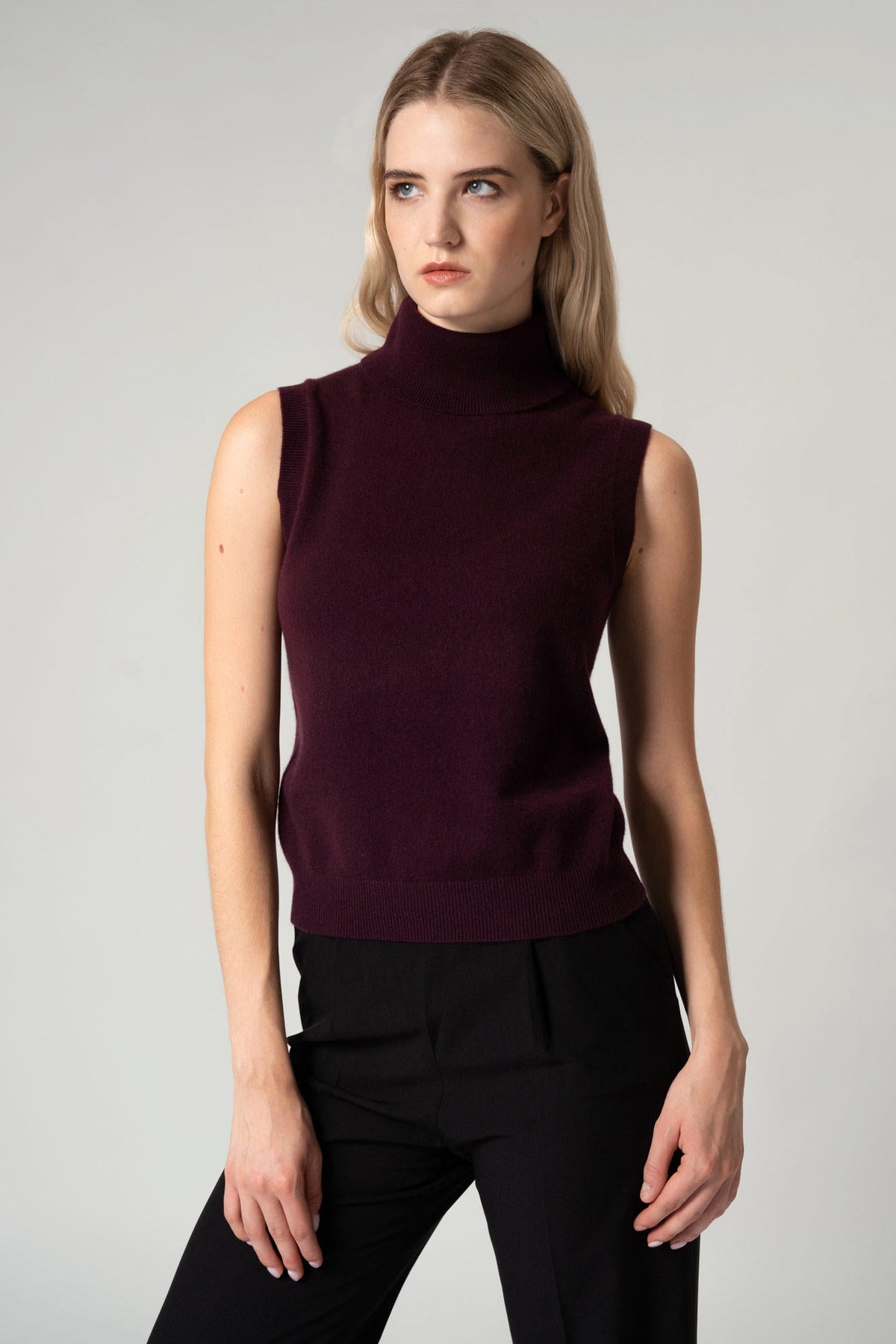 Dolcevita Senza Maniche in Puro Cashmere Acero