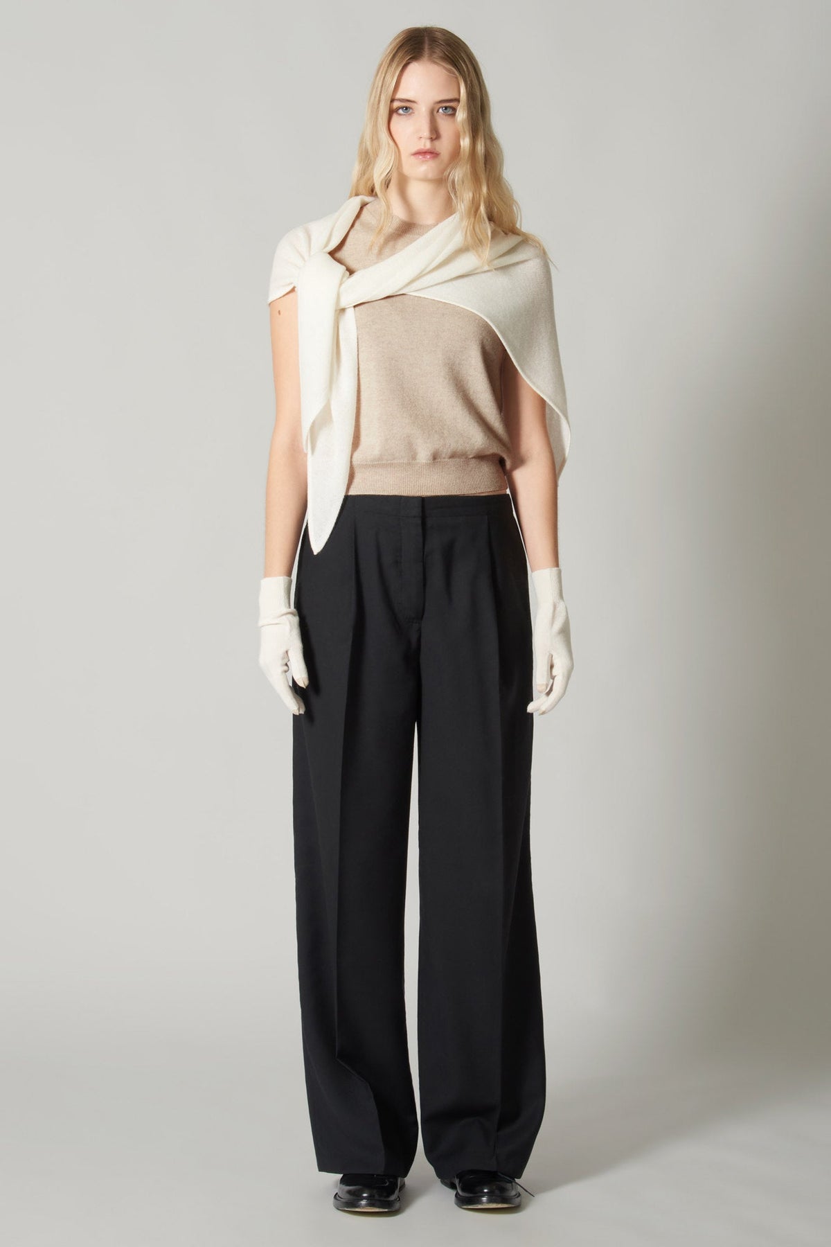 Girocollo Senza Maniche in Puro Cashmere Avena