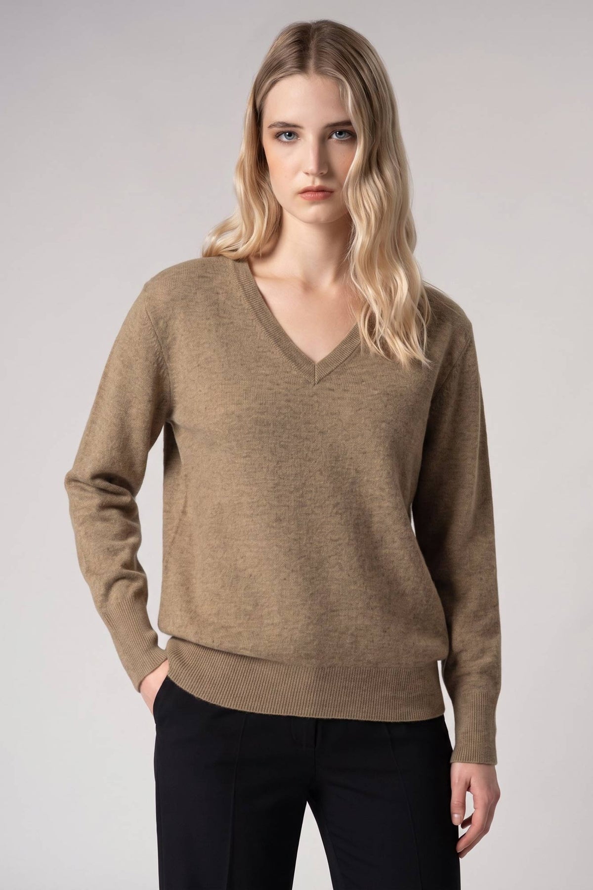 Pullover Scollo a V in Puro Cashmere Dune