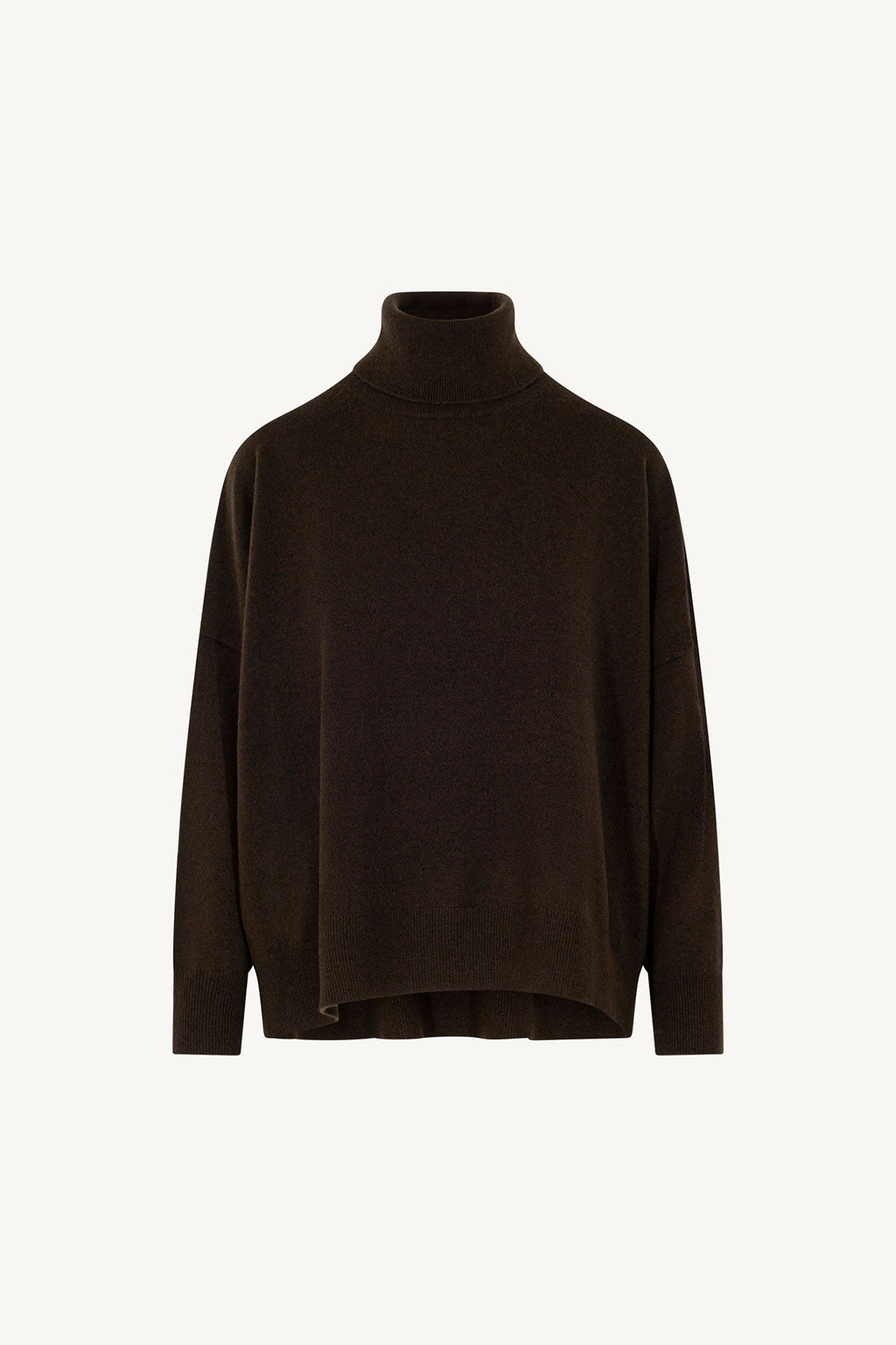 Dolcevita Over in Puro Cashmere Mocha