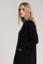 Dolcevita Maxi con Tasca in Puro Cashmere Nero