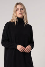 Dolcevita Maxi con Tasca in Puro Cashmere Nero