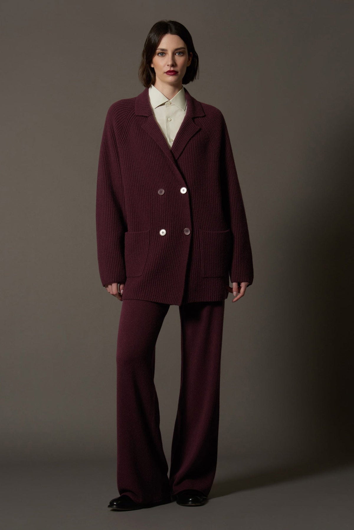 Cardigan Doppiopetto a Costa Inglese in Puro Cashmere Nero