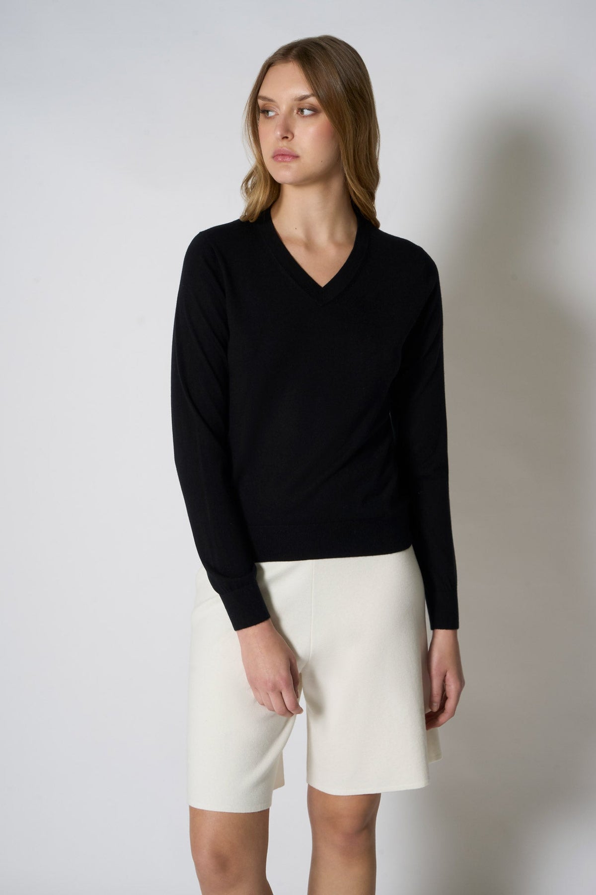 Maglia Scollo a V in Seta Cashmere Extrafine Nero