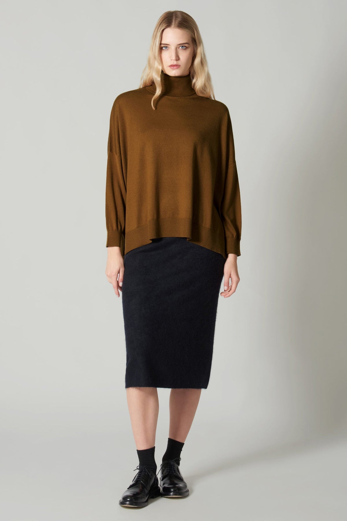 Dolcevita Over in Seta Cashmere Extrafine Grigio