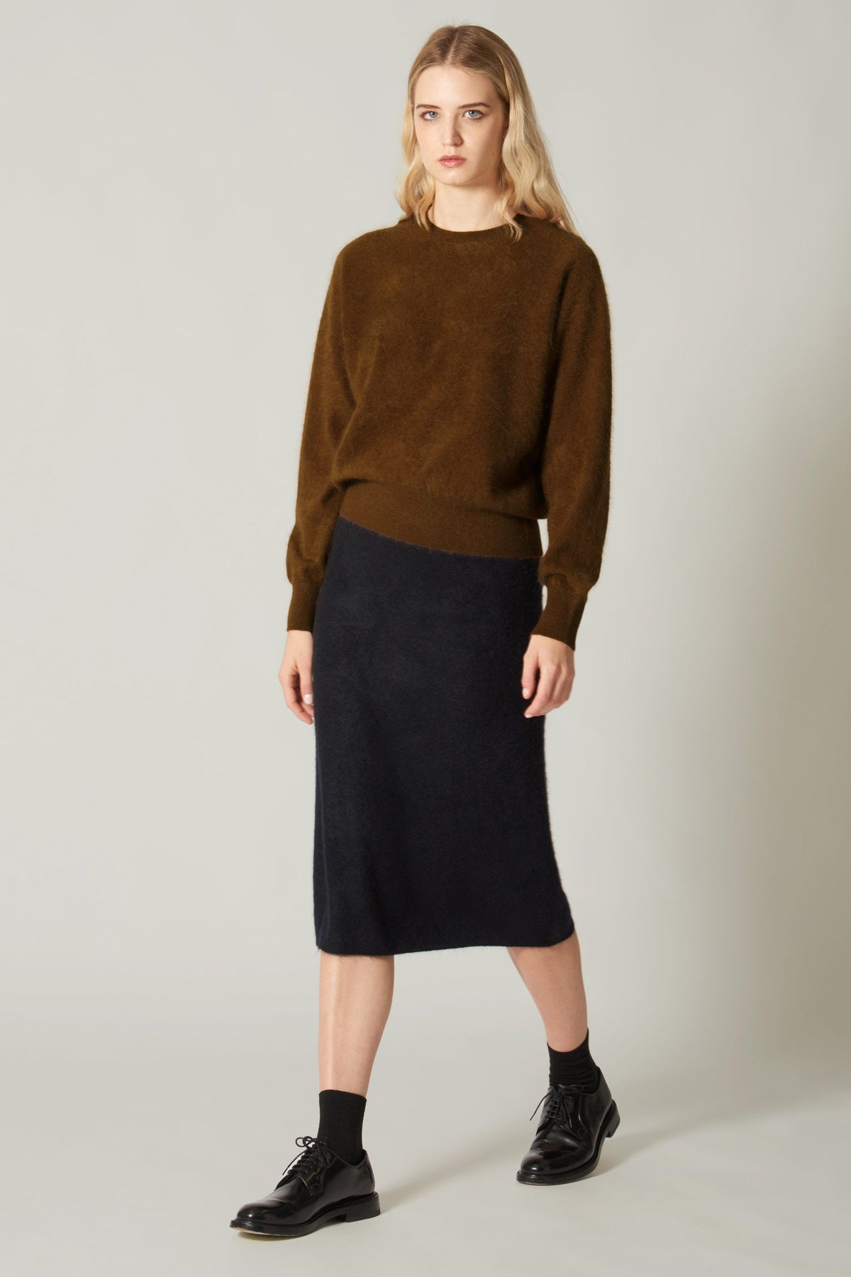 Gonna Longuette in Puro Cashmere Spazzolato Nero
