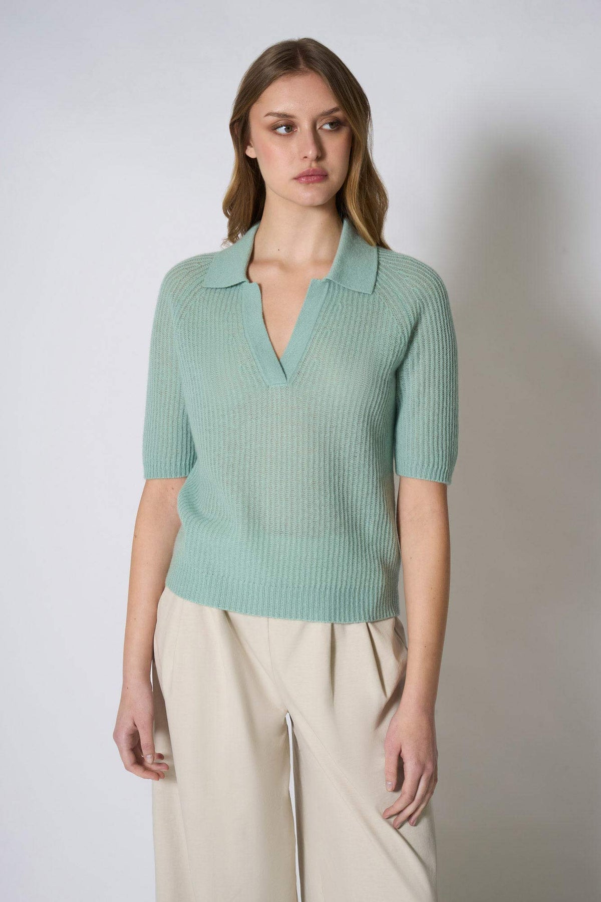 Polo a Costa Inglese in Puro Cashmere Verde Giada