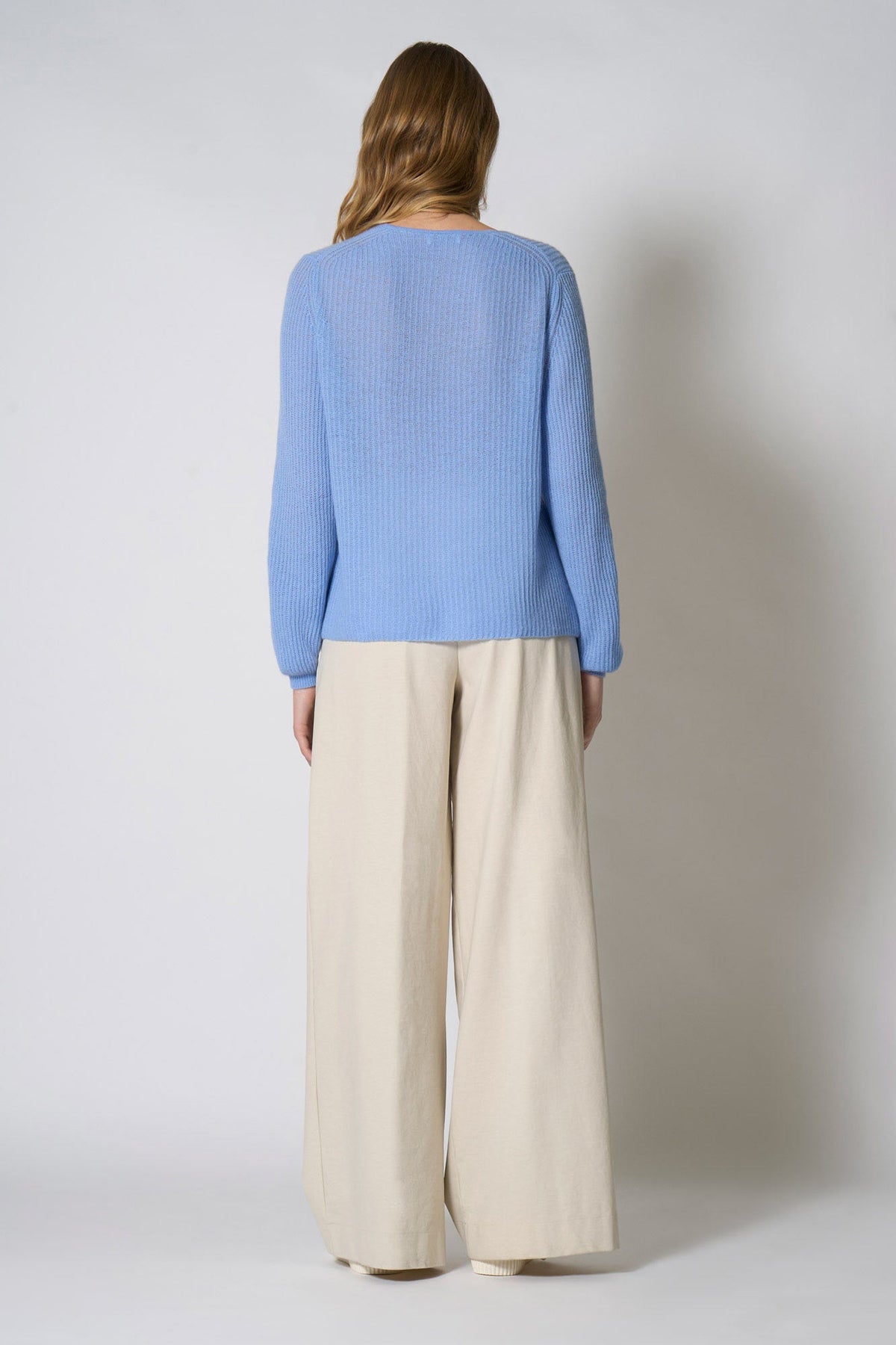 Maglia Scollo a V Costa Inglese in Puro Cashmere Cielo