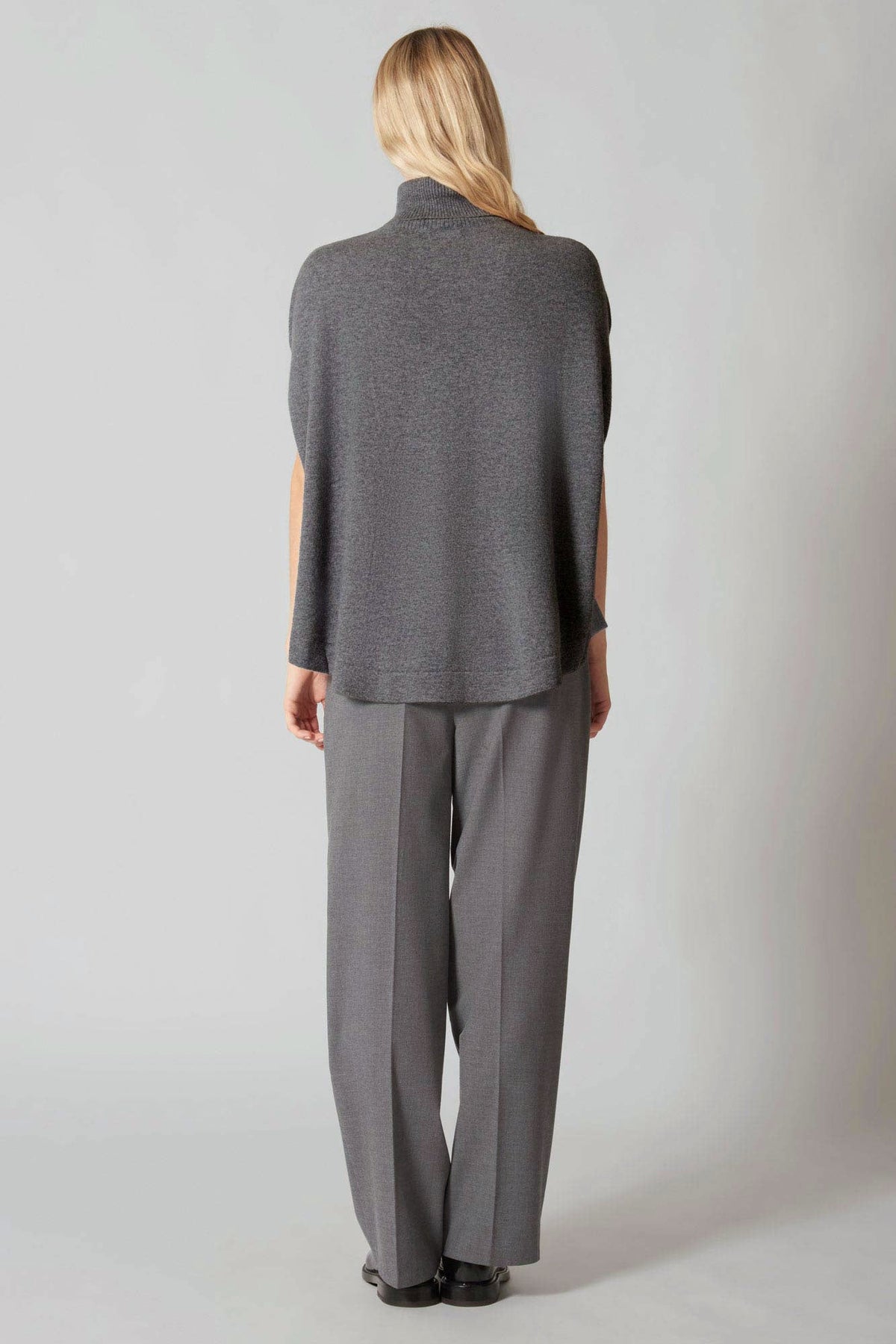 Cappa a Collo Alto con Spacchetto in Puro Cashmere Derby
