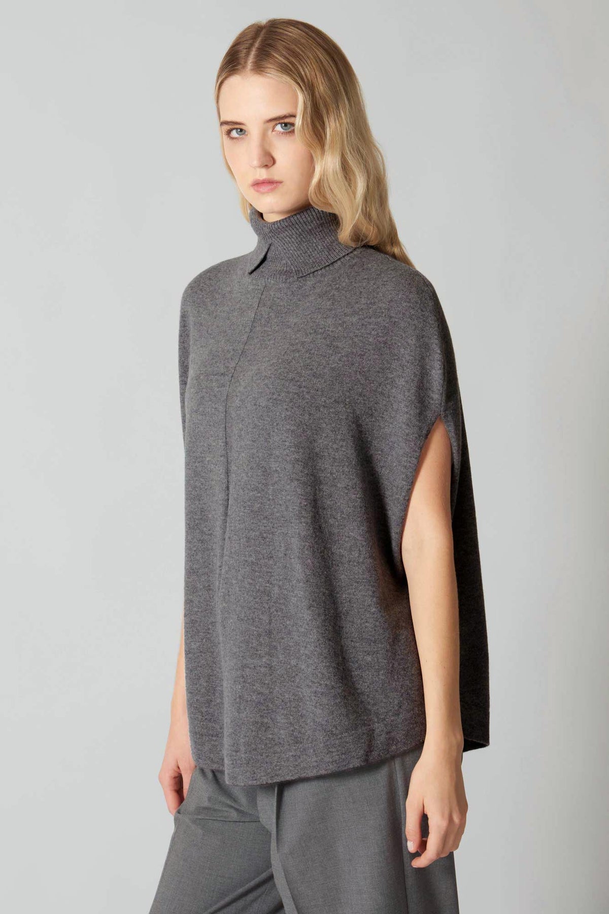 Cappa a Collo Alto con Spacchetto in Puro Cashmere Derby