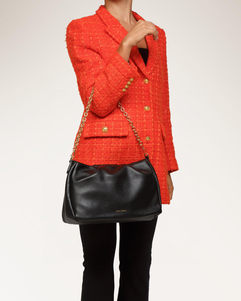 Minu Medium Black