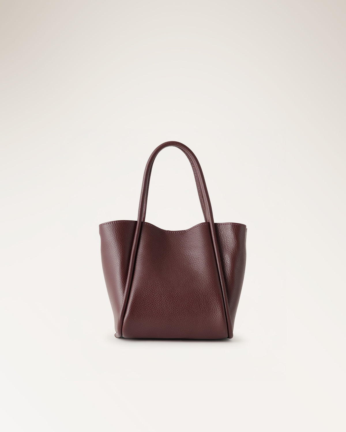 Prisca Plum