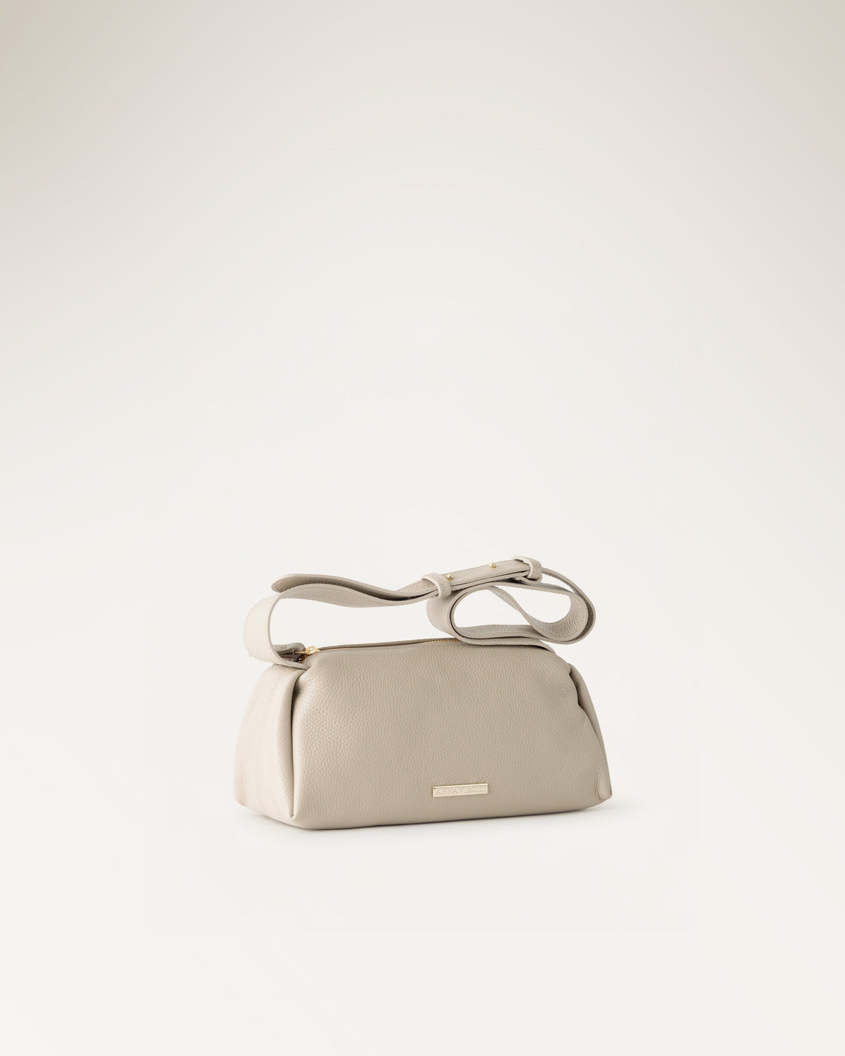 Samantha Beige