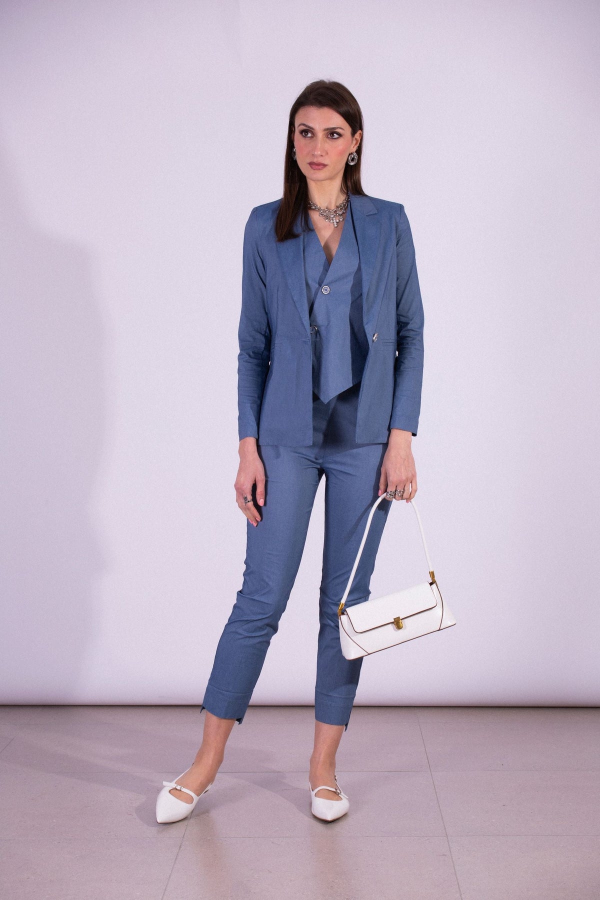 SOKO NI INAI PANTALONE
