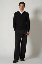 Maglia Scollo a V in Puro Cashmere Nero