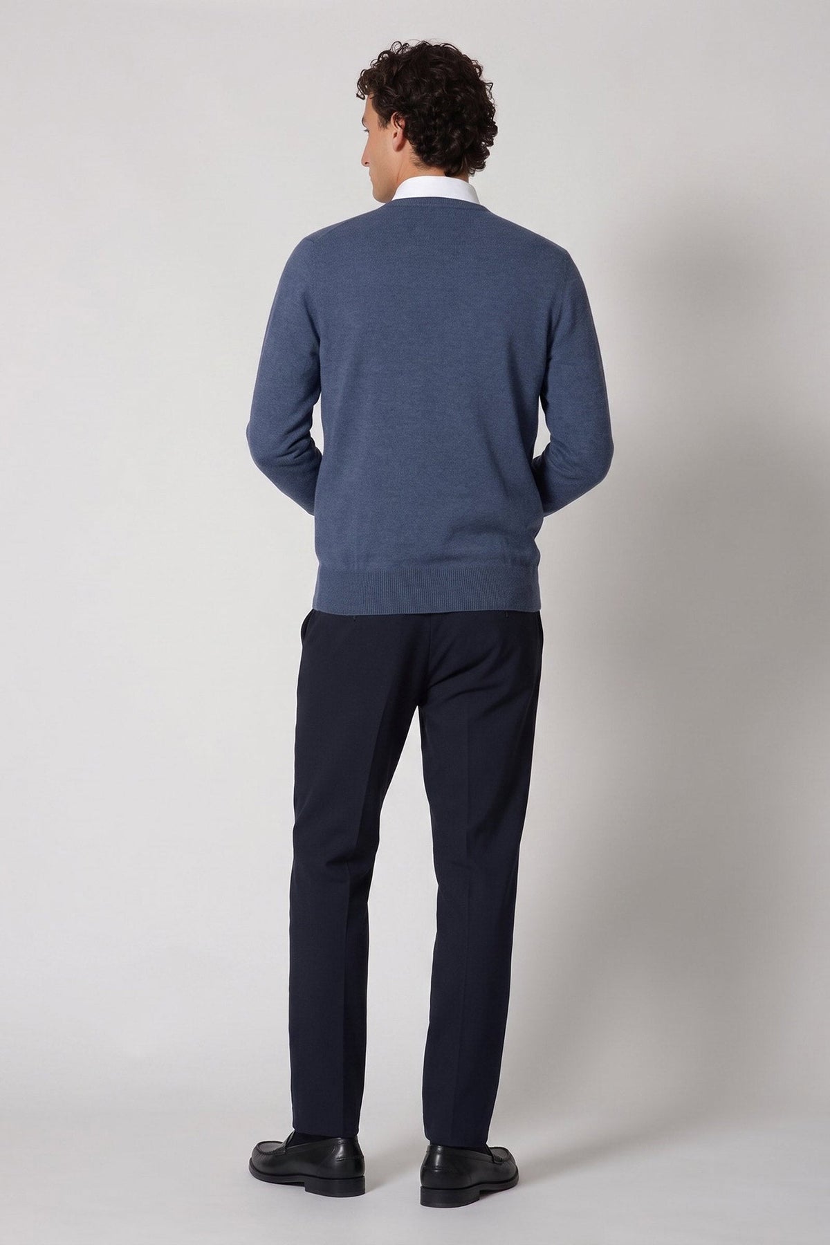 Maglia Scollo a V in Puro Cashmere Denim Scuro