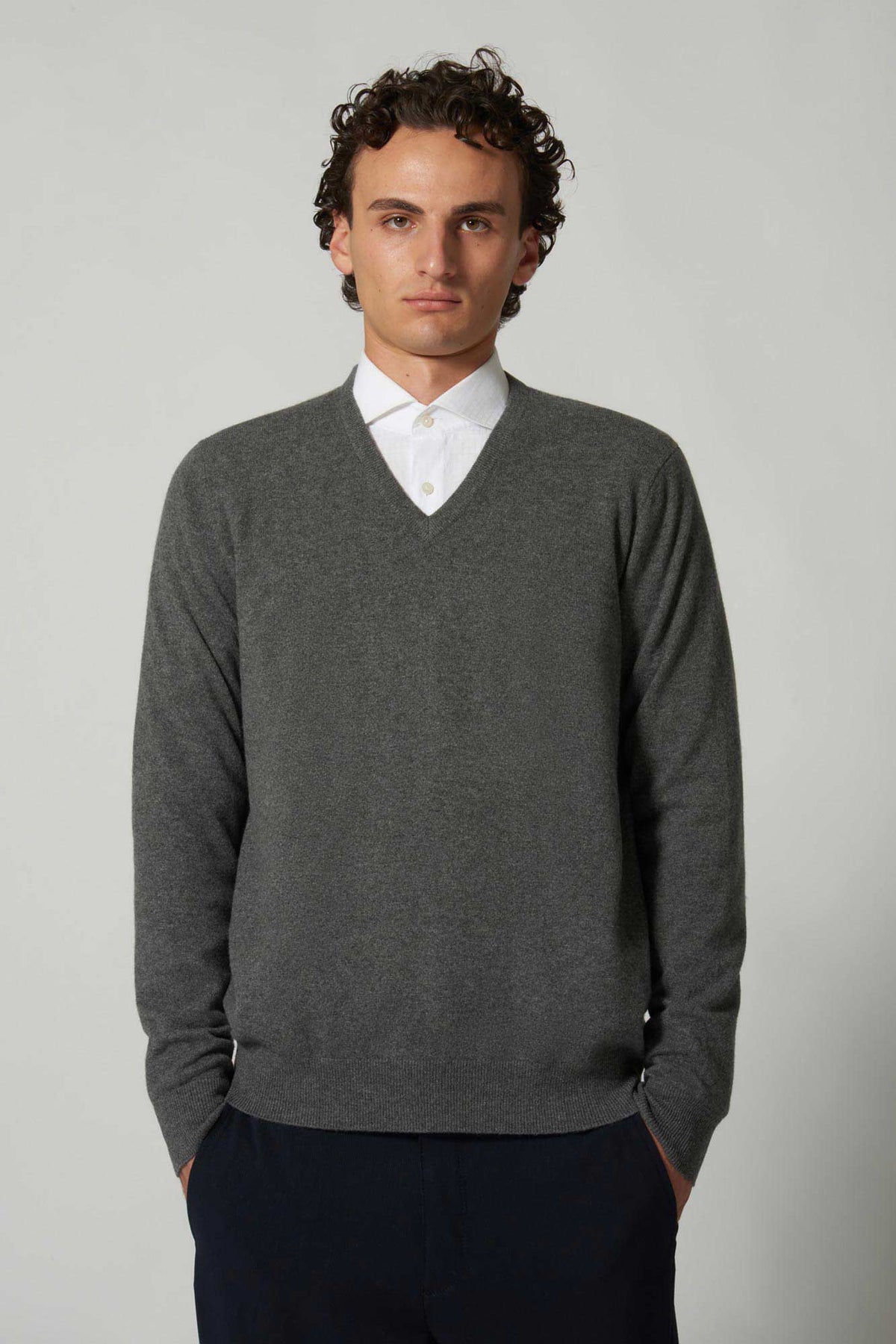 Maglia Scollo a V in Puro Cashmere Flanella