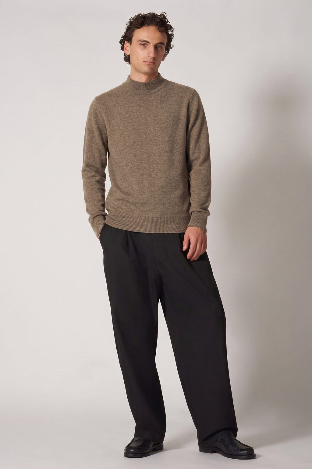Maglia a Lupetto in Puro Cashmere Dune