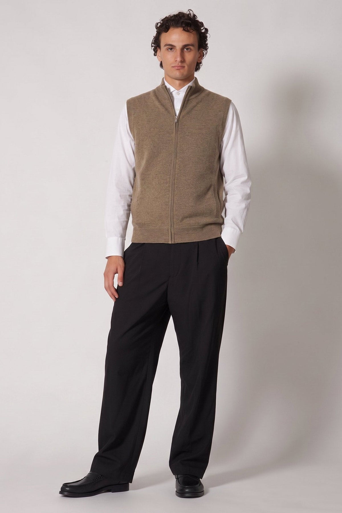 Gilet con Zip in Puro Cashmere Dune