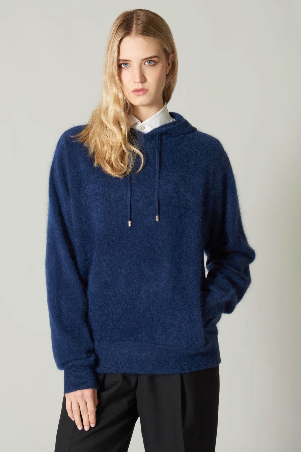 Felpa con Cappuccio Unisex in Puro Cashmere Spazzolato Marino