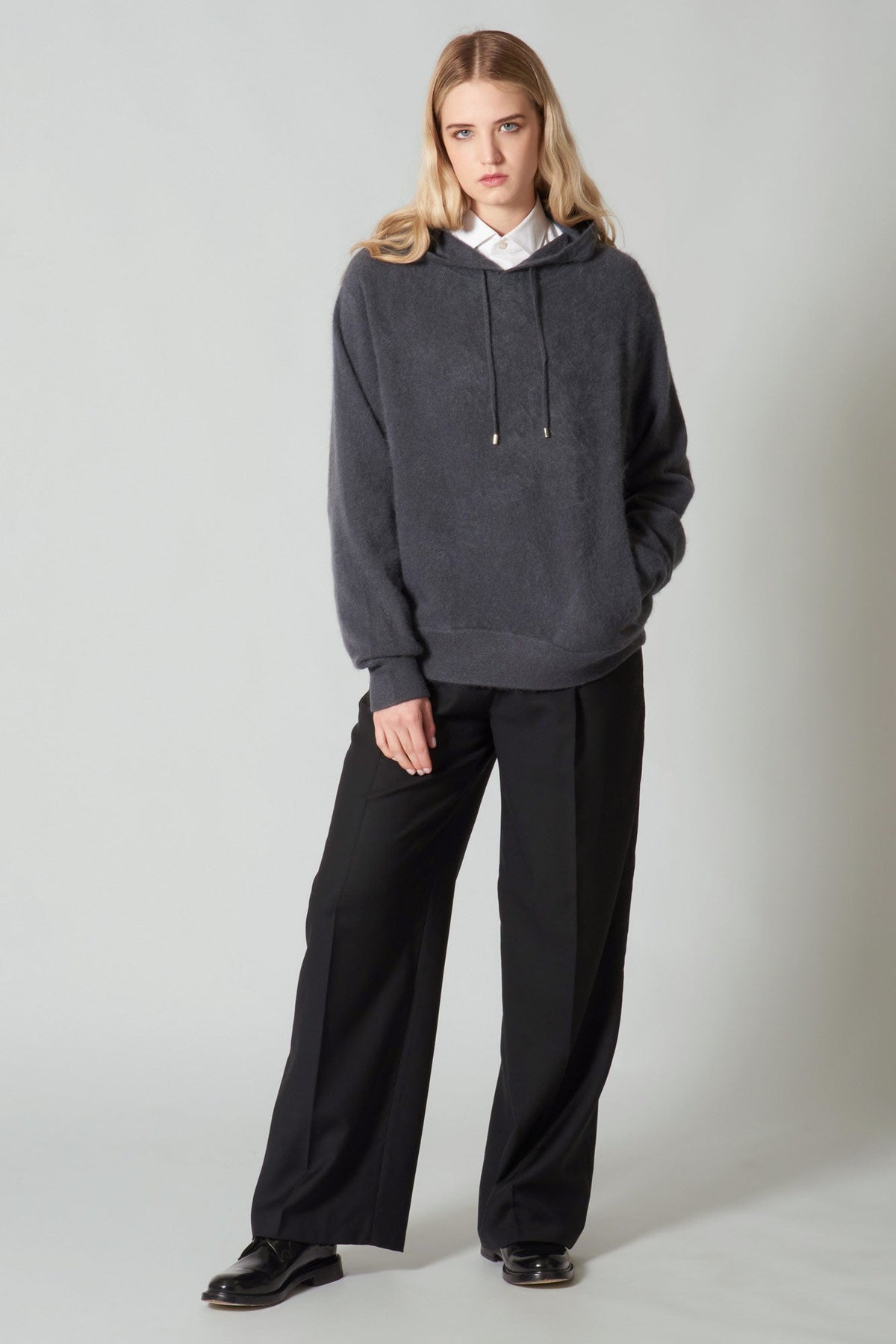 Felpa con Cappuccio Unisex in Puro Cashmere Spazzolato Ardesia