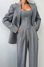 Pilar | Three-Piece Set with Double-Breasted Blazer