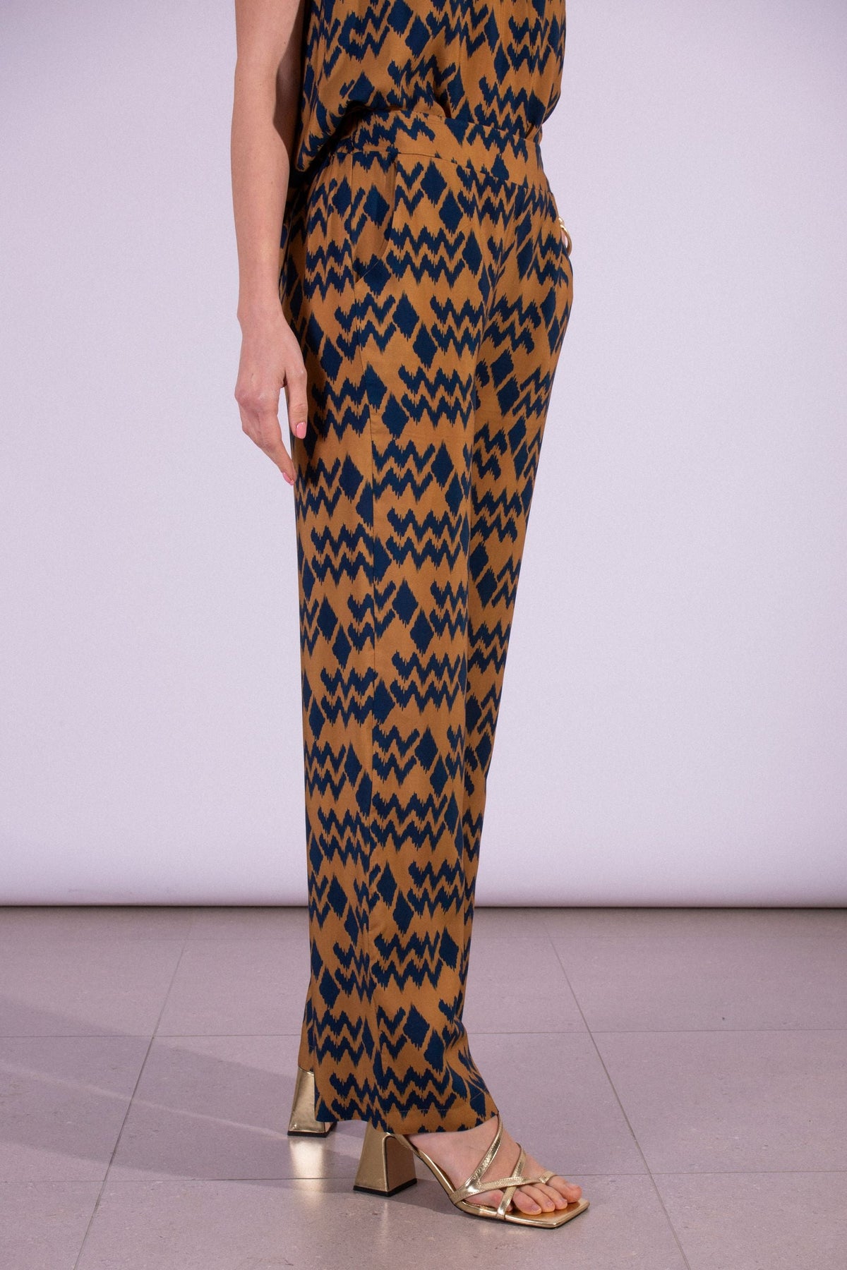 MOKI-B PANTALONE CHEVRON
