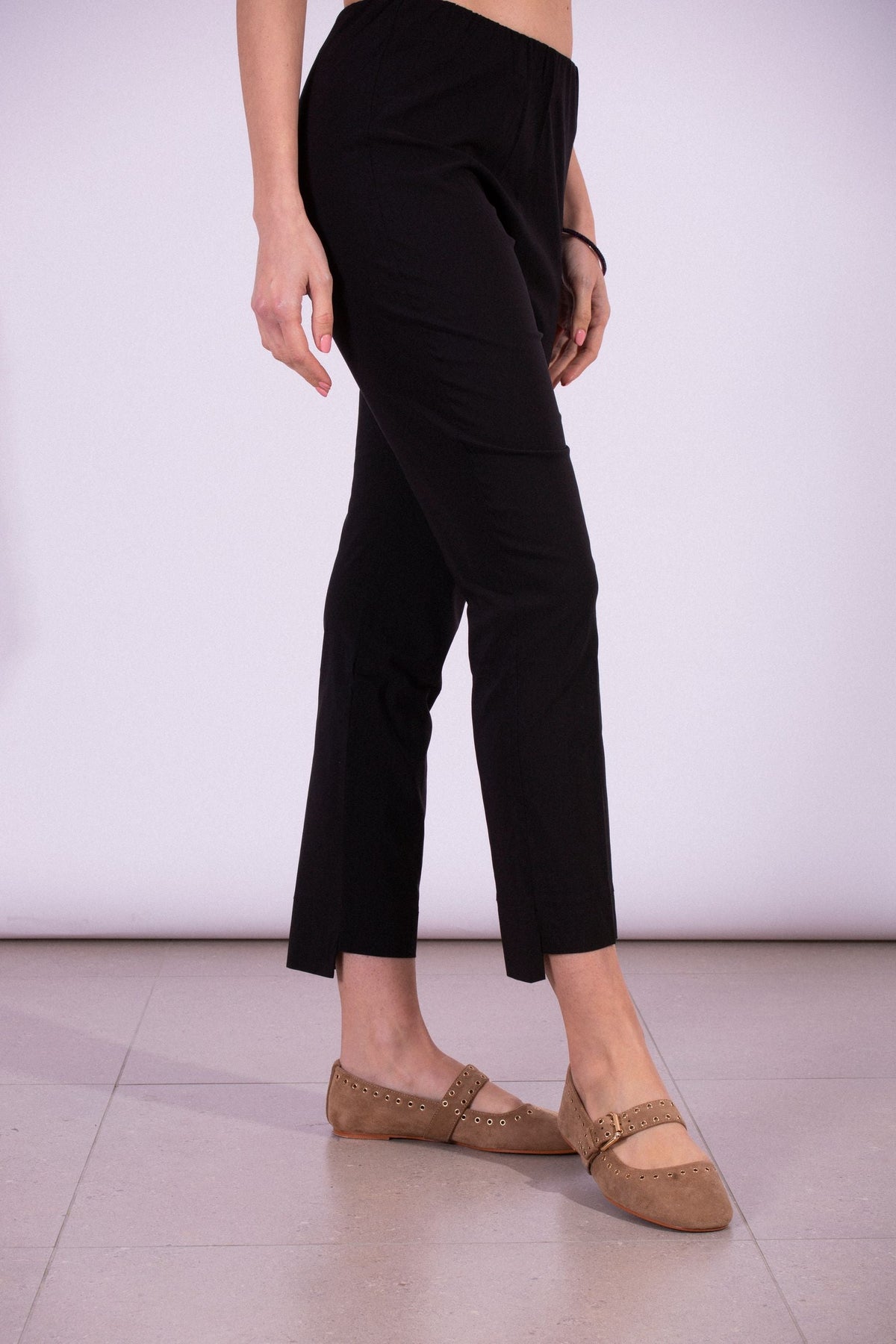 SOKO NI INAI PANTALONE