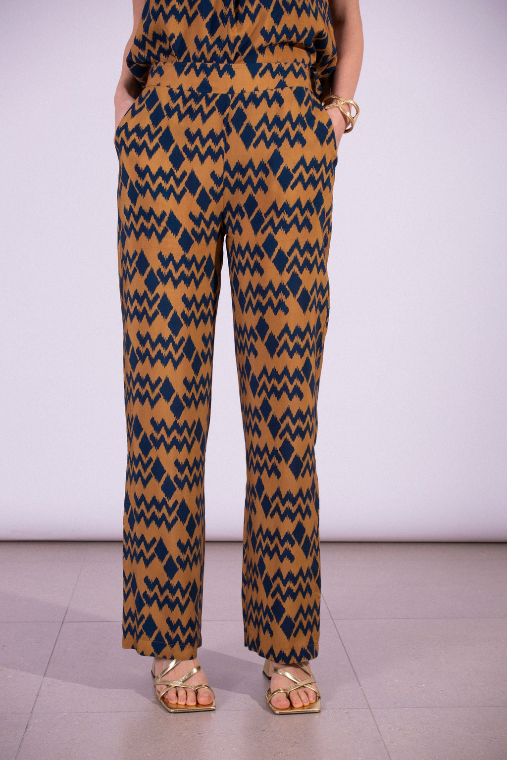 MOKI-B PANTALONE CHEVRON