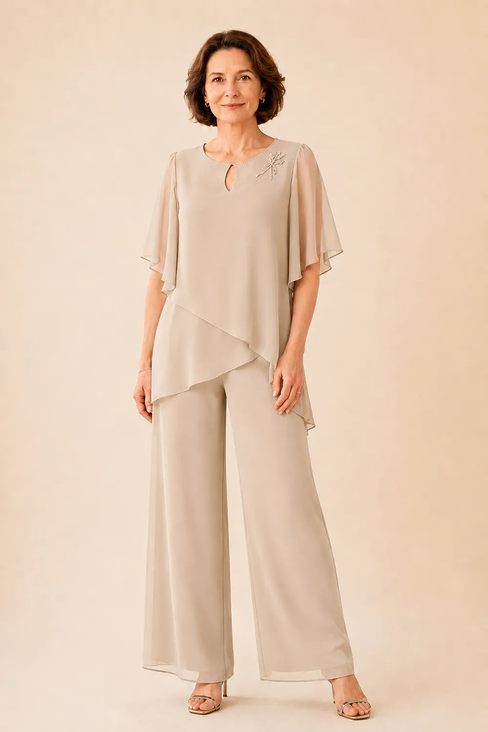Ginestra | Completo con Scollo a Chiave e Sovrapposizione in Chiffon